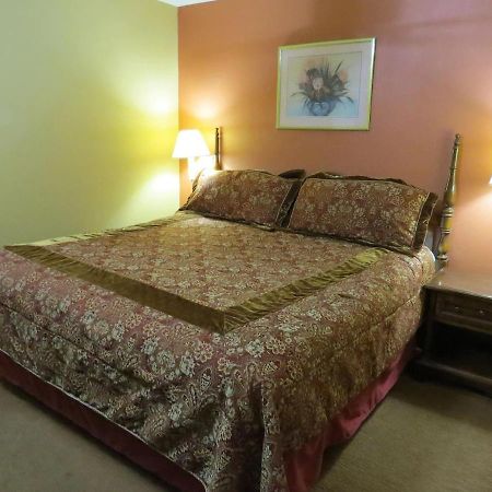 First Western Inn Caseyville Ngoại thất bức ảnh