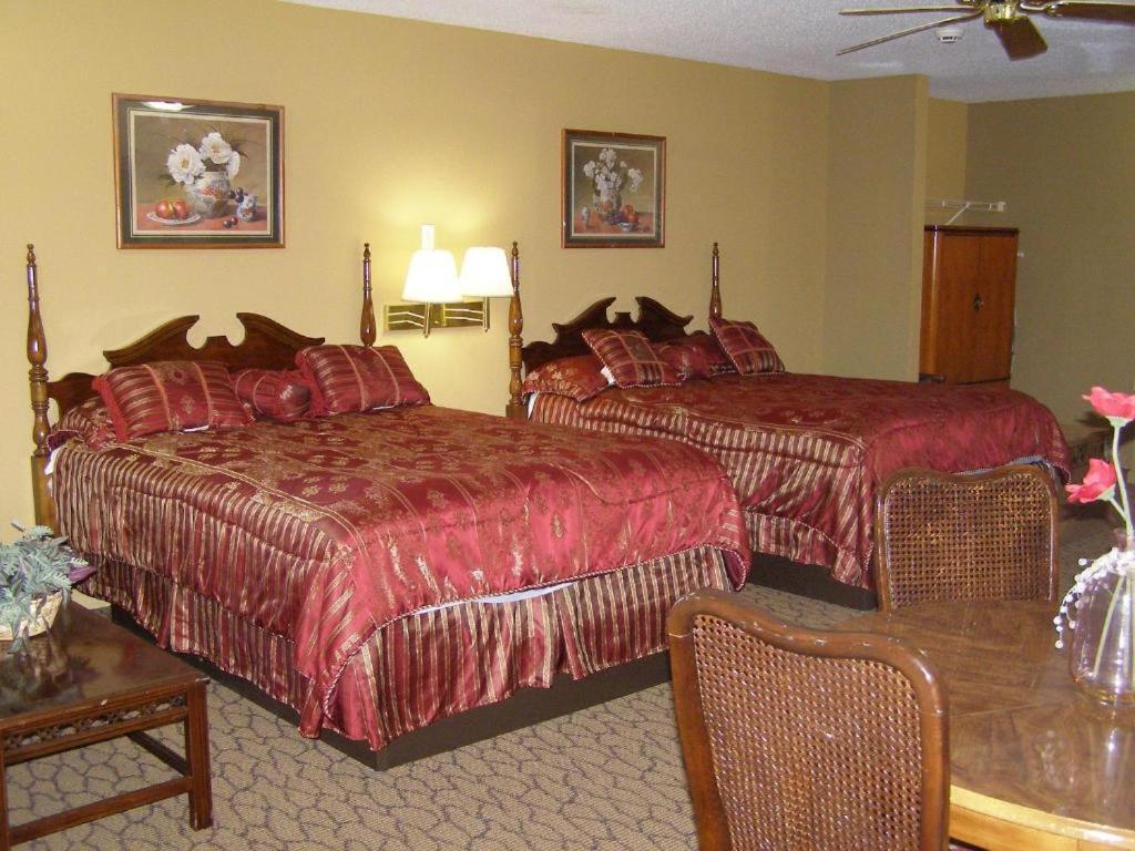 First Western Inn Caseyville Ngoại thất bức ảnh