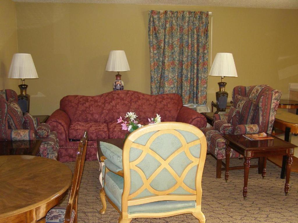 First Western Inn Caseyville Ngoại thất bức ảnh